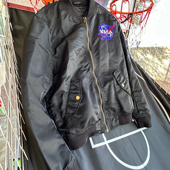 H&M NASA bomber jacket - Picture 5 of 8